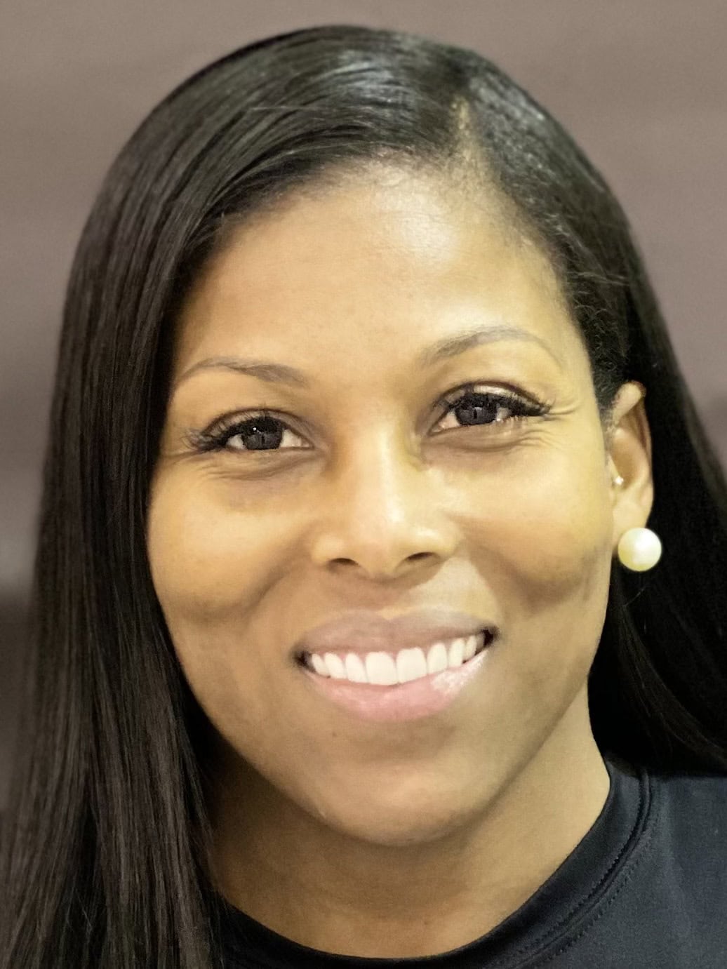 Nikki Golston of 3’s Up VBA is a 2024 AVCA Diversity Awards recipient.