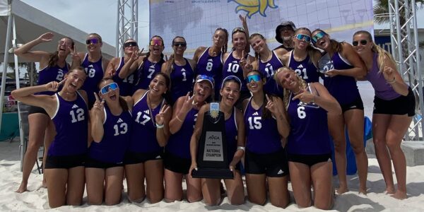 Mary Hardin-Baylor won the title in Division III at the 2025 AVCA Small College Beach Championships in Gulf Shores, AL.