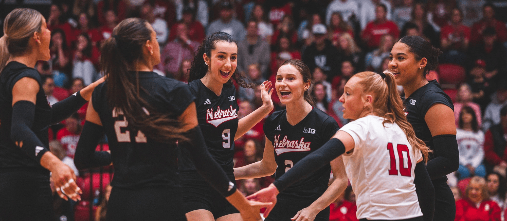 2025 AVCA/TARAFLEX Division I WVB Poll – Nov. 24